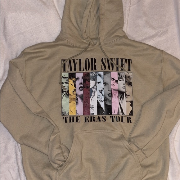 Gildan Tops - NWOT Taylor Swift The Eras Tour Beige Hoodie